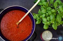 Basisrecept voor echte Italiaanse tomatensaus