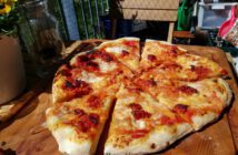 Basisrecept voor echt Napolitaans pizzadeeg Napolitaans pizzadeeg - pizza uit Napels