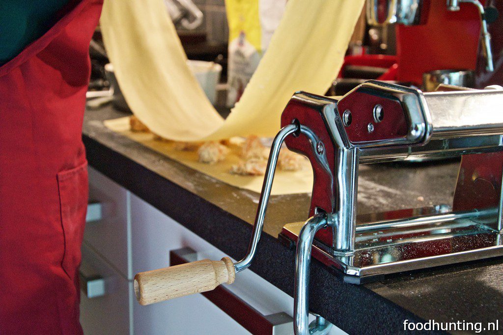 Zelf pasta maken met een pastamachine