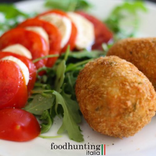 Gefrituurde arancini uit Sicilië