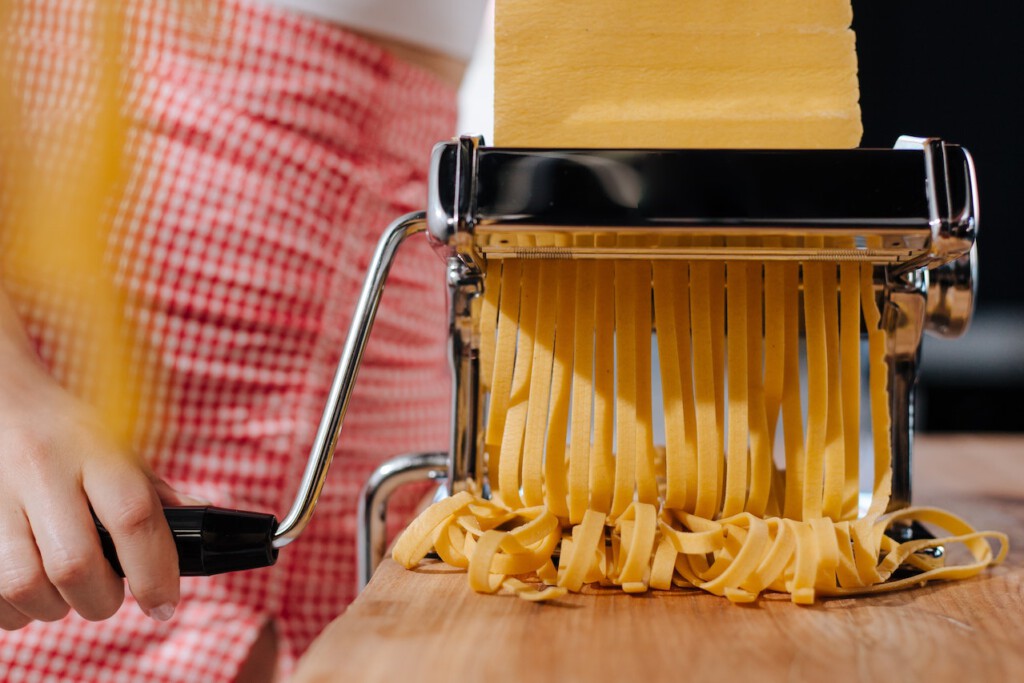 Zelf pasta maken met een pastamachine